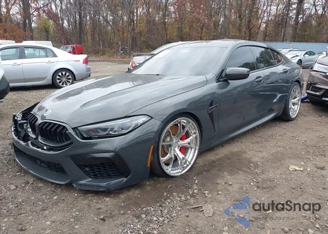 2024 BMW M8 Gran Coupe Competition z USA, uszkodzony, nr VIN WBSGV0C02RCP30475